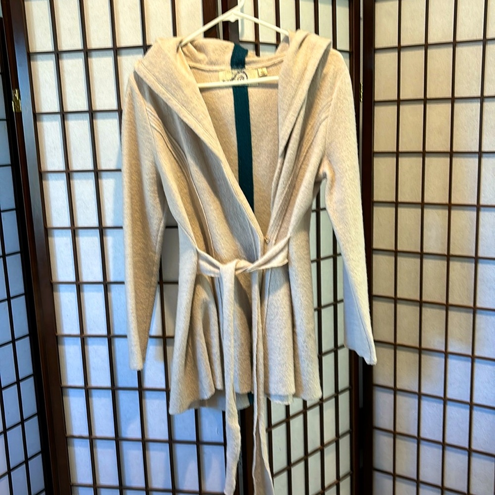 Small wool tie sweater - Rosie Neim